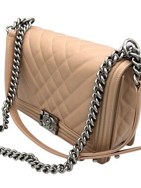 CHANEL Beige Quilted Leather Chain Shoulder Bag